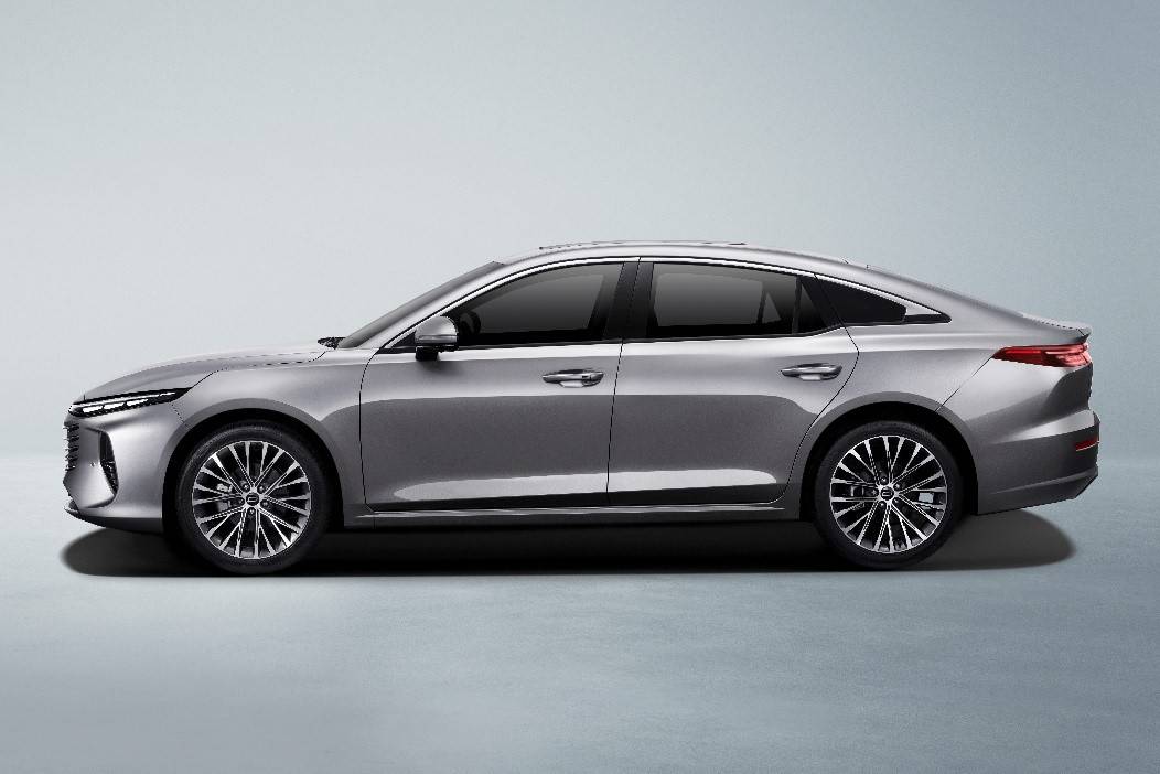 将于12月初正式上市 第四代奔腾B70官图曝光3