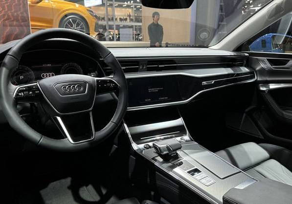 2023广州车展：新款奥迪A7售价58.98万元起4